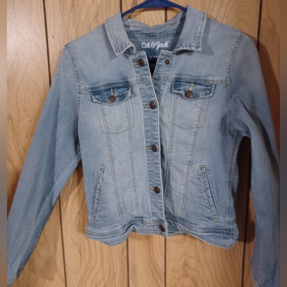 Girls cat and Jack jacket size XL 14/16